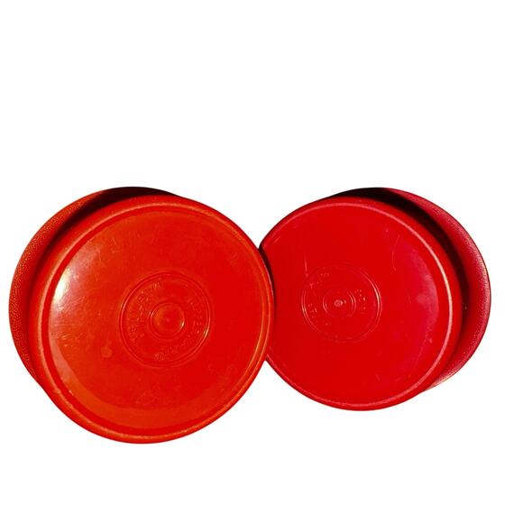 Tupperware Stackable Mugs w/ handles Harvest Orange Vintage And Red Set Of 2 - Picture 4 of 4